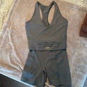 Gym shark x Whitney Simmons crop top and shorts